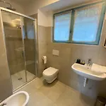 شقة Stone On The بافينو